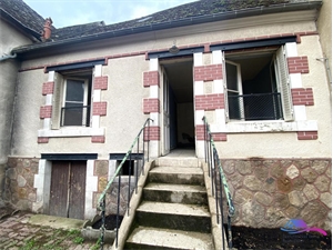 maison a renover à la vente -   18370  CHATEAUMEILLANT, surface 42 m2 vente maison a renover - UBI349499955